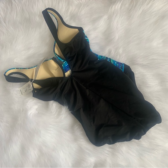 Miraclesuit Escape Underwired One Piece Swim Suit - Picture 7 of 10